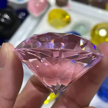 Ranka raižyti glazūra šviesiai violetinė didelių deimantų pasisekė gydymo